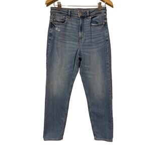 American Eagle Women's Size 6 Mom Jeans Blue Lightly Distressed High Rise